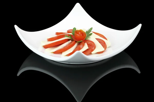 Медовий салат з помідорами, сиром і руколою — стокове фото