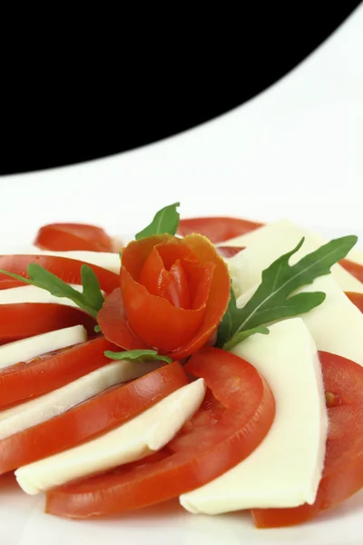 Gurme domates, peynir ve Roka Salatası — Stok fotoğraf