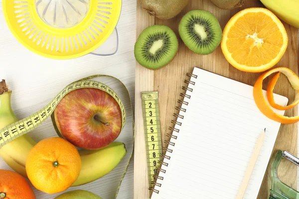 Frutas y dieta —  Fotos de Stock