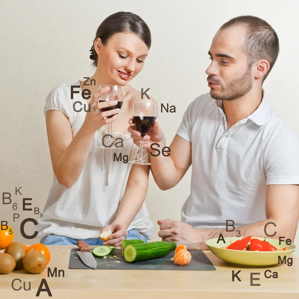 Young lovely couple cooking a balanced diet. Big copyspace. Vita — Stock Photo, Image