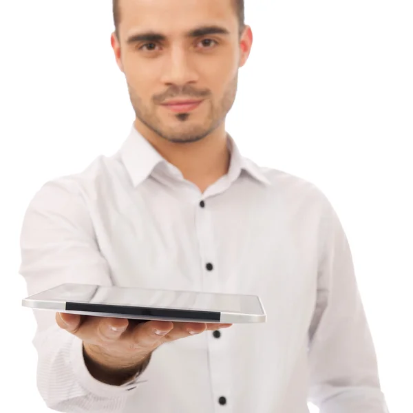 Beyaz arka plan üzerinde izole tablet pc holding heyecanlı bir adam. Chee — Stok fotoğraf