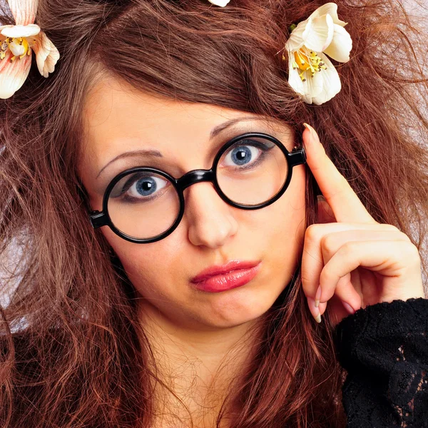 Retrato de mujer divertida en gafas — Foto de Stock