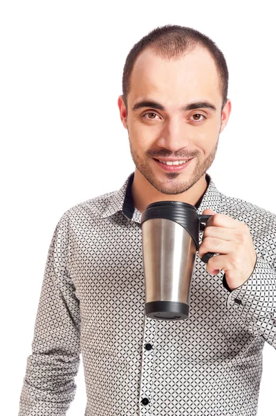 Jovem caucasiano tendo uma xícara de café isolado em branco — Fotografia de Stock