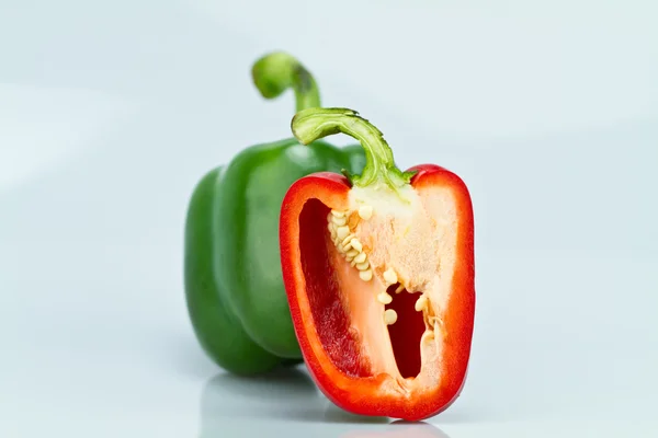 Red And Green Capsicum — Stock Photo, Image
