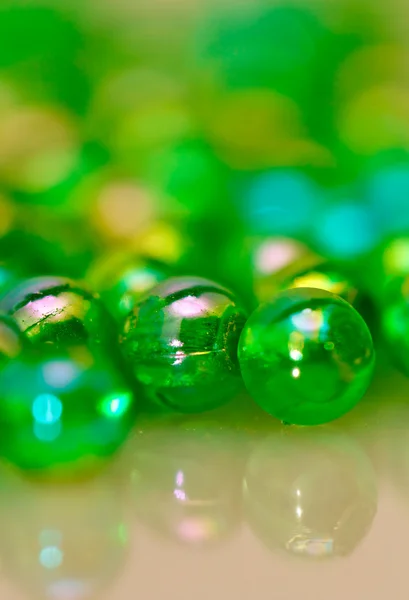 绿色的珠子背景 — 图库照片