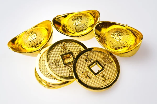 Lingotes de ouro e moeda do imperador II — Fotografia de Stock