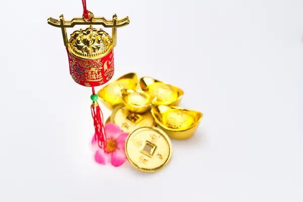 Chinese New Year - Red Wealth pot — Stock Photo, Image