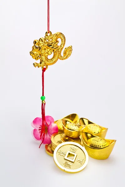 Čínský Nový rok - zlatý drak — Stock fotografie