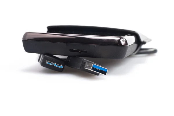 Tragbare Festplatte mit USB-Kabel — Stockfoto