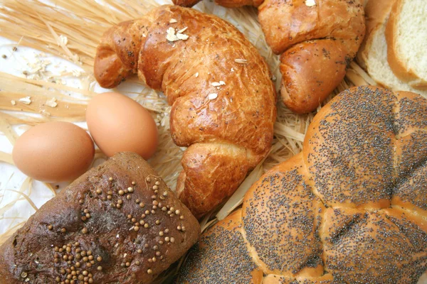 Különböző típusú kenyerek Stock Kép