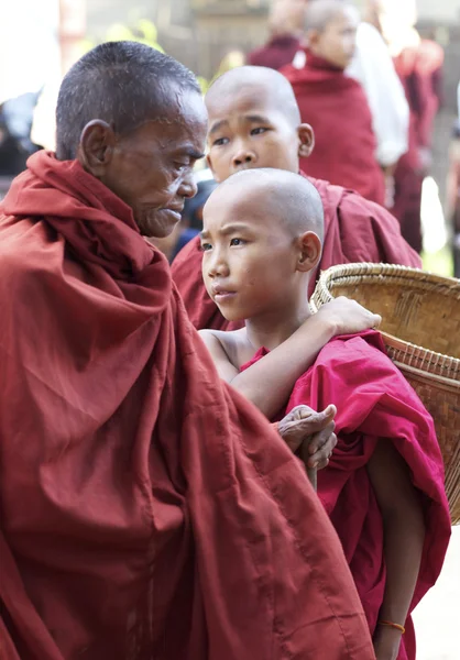 Mniši myanmar — Stock fotografie