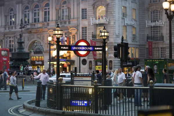 Piccadilly circus london — Stockfoto