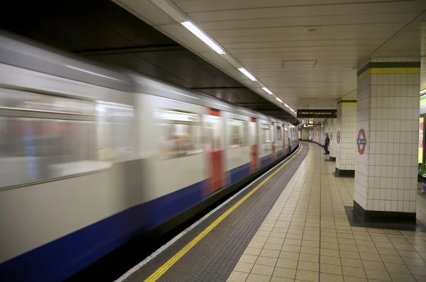 Het ondergrondse metrostation Londen — Stockfoto