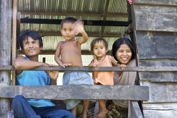 Kambodjanska familj — Stockfoto