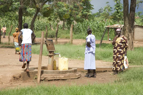 Uganda Bomba de poço de água — Fotografia de Stock