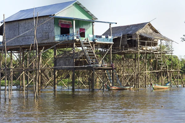 Stilt huizen in Cambodja — Stockfoto