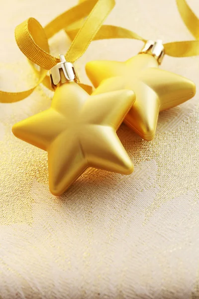 Ornamento natalizio della stella d'oro — Foto Stock
