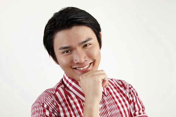 Retrato de um homem chinês com sorriso — Fotografia de Stock
