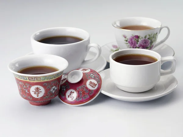 Tasses à thé avec thé — Photo