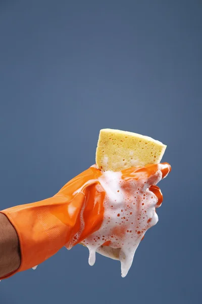 Squeezing sponge — Stock Photo, Image