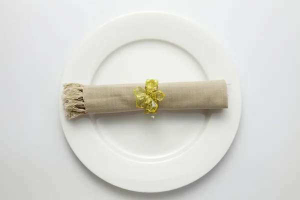 Napkin on the plate — Stock Photo, Image