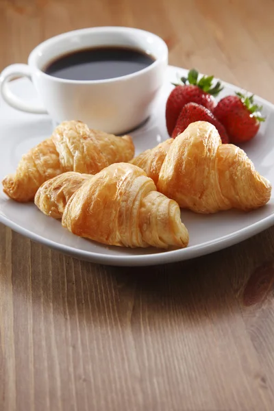 Breakfast with coffee and croissant — Stock Photo, Image