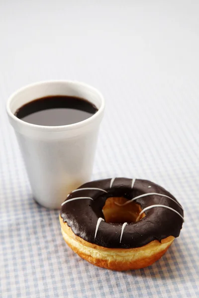 โดนัทและกาแฟ — ภาพถ่ายสต็อก