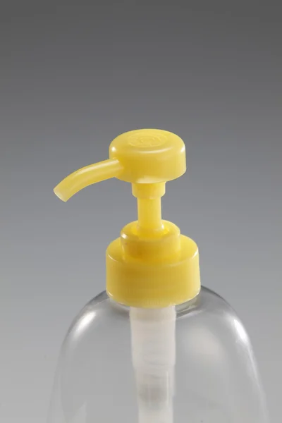 透明なプラスチックのボトル — ストック写真