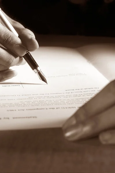 Signing Agreement — Stock Photo, Image
