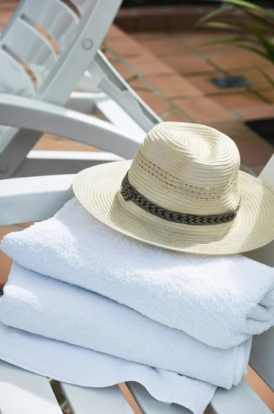 Asciugamani e cappello — Foto Stock