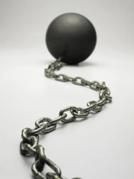 金属球与链 — 图库照片