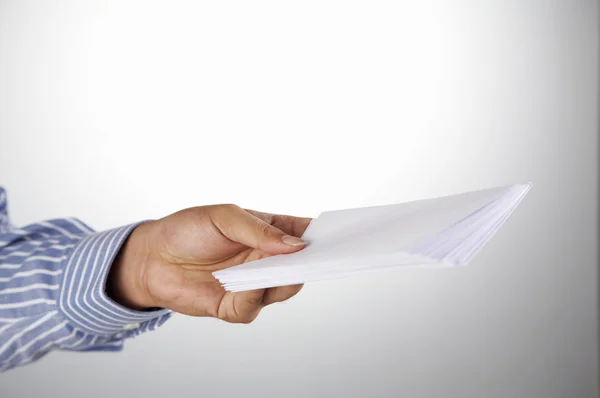 Man holding a letter — Stock Photo, Image