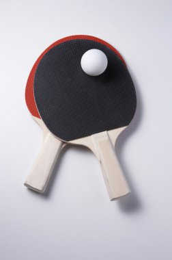 Masa Tenisi raketi ve ping pong topu