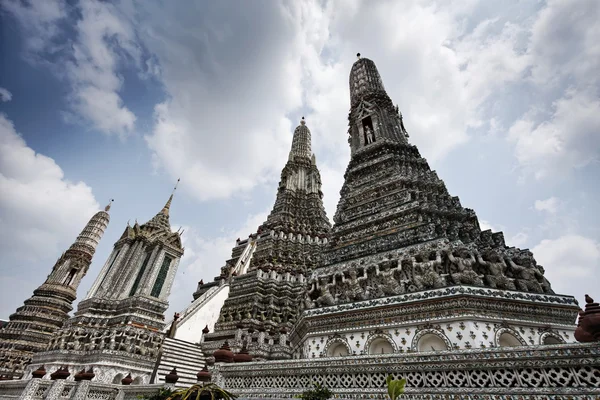 Tailandia, Bangkok, distrito de Yai, templo de Arun (Wat Arun Ratchawararam ) — Foto de Stock
