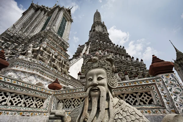Thaïlande, Bangkok, Yai District, Arun Temple (Wat Arun Ratchawararam ) — Photo
