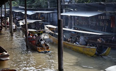 Tayland, bangkok, Tayland ahşap tekne yüzen Market