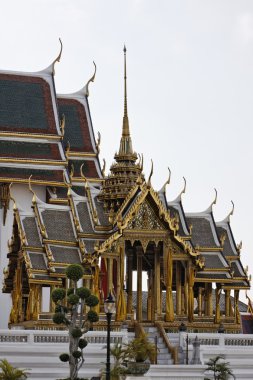 Tayland, bangkok, Kraliyet Sarayı, altın çatı Tapınağı süslemeleri