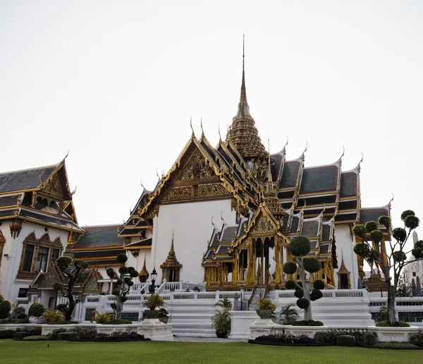 Tailandia, Bangkok, Palacio Imperial, Ciudad Imperial, vista de un templo Buddhist —  Fotos de Stock