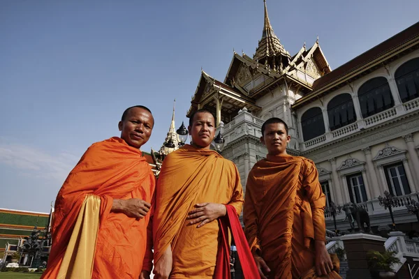 stock image Thailand, Bangkok, Imperial Palace, Imperial city, Buddhist monks at the Palace