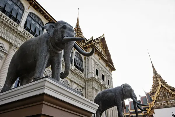 Tailandia, Bangkok, Palacio Imperial, Ciudad Imperial, la fachada del Palacio — Foto de Stock