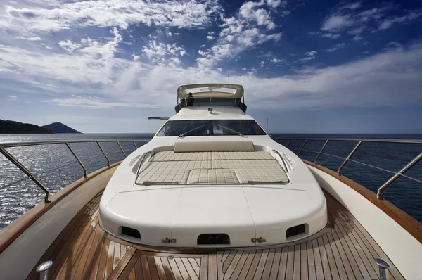 Italien, Toscana, elba island, lyx yacht azimut 75 — Stockfoto