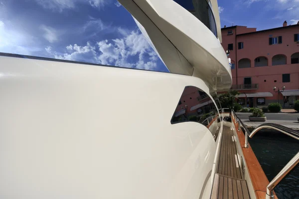 Italia, Toscana, Isola d'Elba, yacht di lusso Azimut 75' — Foto Stock