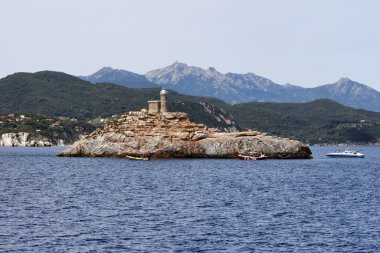 İtalya, elba Adası, portoferraio fenerinde taşla