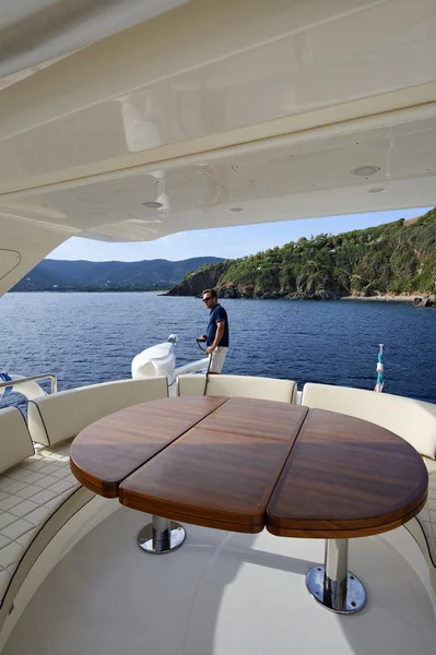 Italy, Elba Island, luxury yacht Azimut 75 ', flybridge — стоковое фото