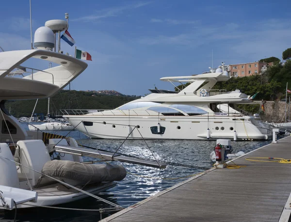 Italien, Toskana, Insel Elba, Luxusjacht Azimut 75 — Stockfoto