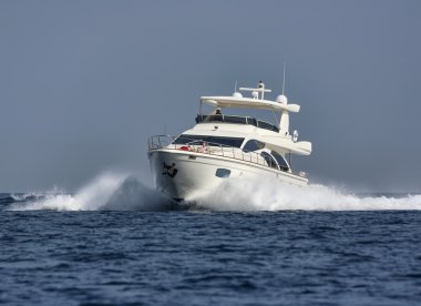 İtalya, elba Adası, porto azzurro çevre bay bir lüks yat