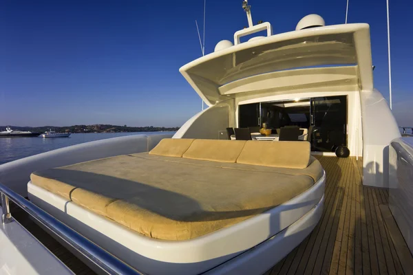 Włochy, Sardynia, Morze Tyrreńskie, 35 metrów luksusowy jacht — Zdjęcie stockowe
