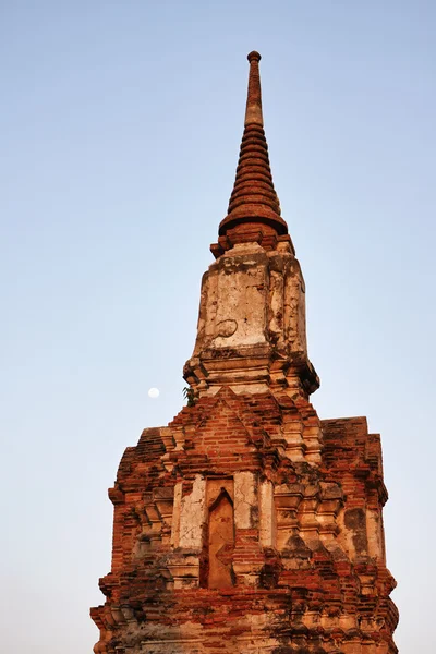 Таиланд, Аюттхая, руины древних храмов города — стоковое фото