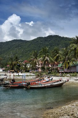 Tayland, koh phangan, yerel ahşap balıkçı tekneleri