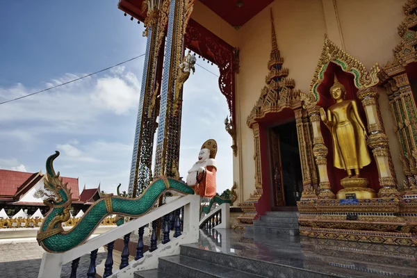 Tajlandia, koh samui (wyspie samui), plai laem buddyjskiej świątyni (wat plai lae — Zdjęcie stockowe